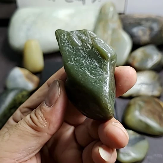 未镶嵌和田玉把件