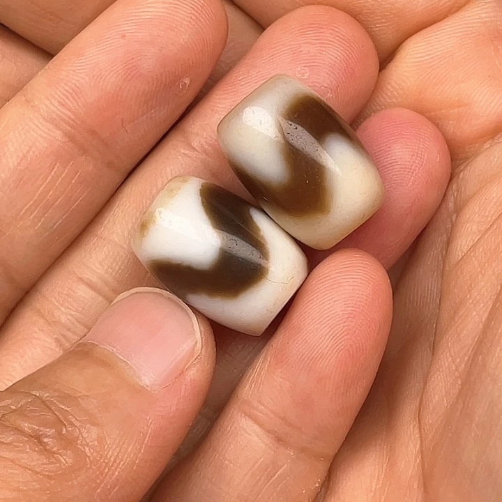 青***林未镶嵌颈饰玛瑙/玉髓
