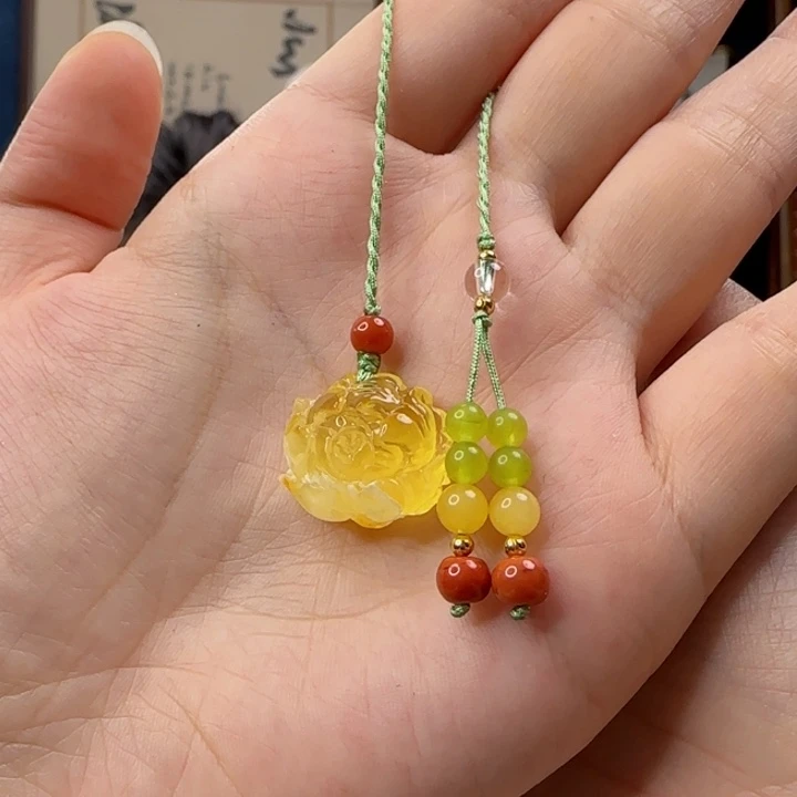 未镶嵌吊坠(赠链)蜜蜡