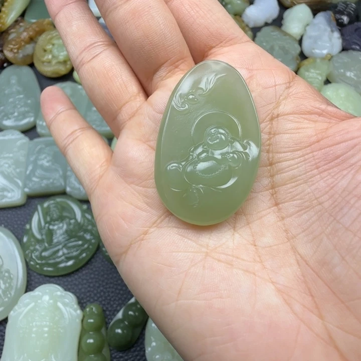 和田玉未镶嵌珠宝奇石