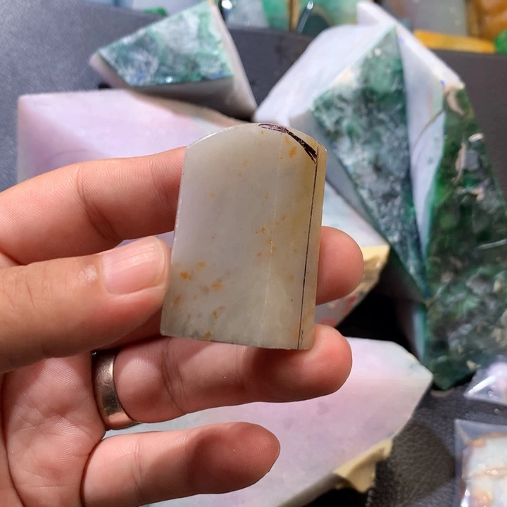 颈饰未镶嵌翡翠缅甸天然翡翠片料牌子珠子平安扣