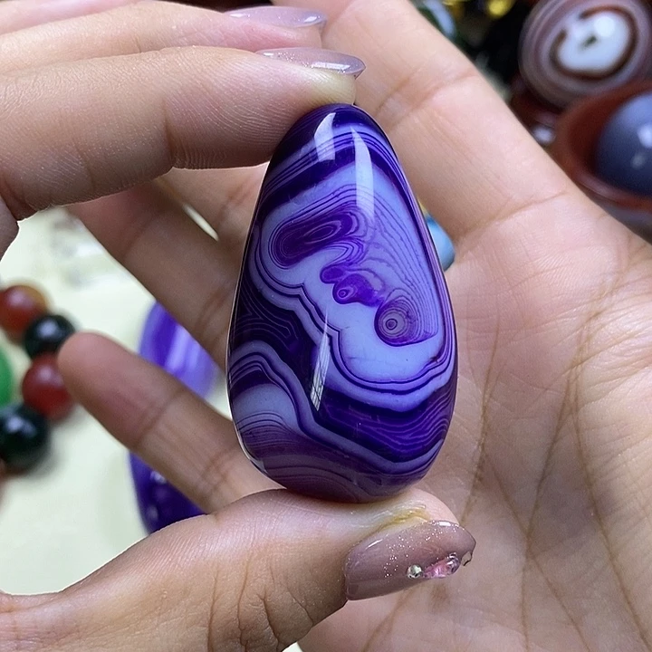 宁***宁未镶嵌玛瑙/玉髓珠宝半成品