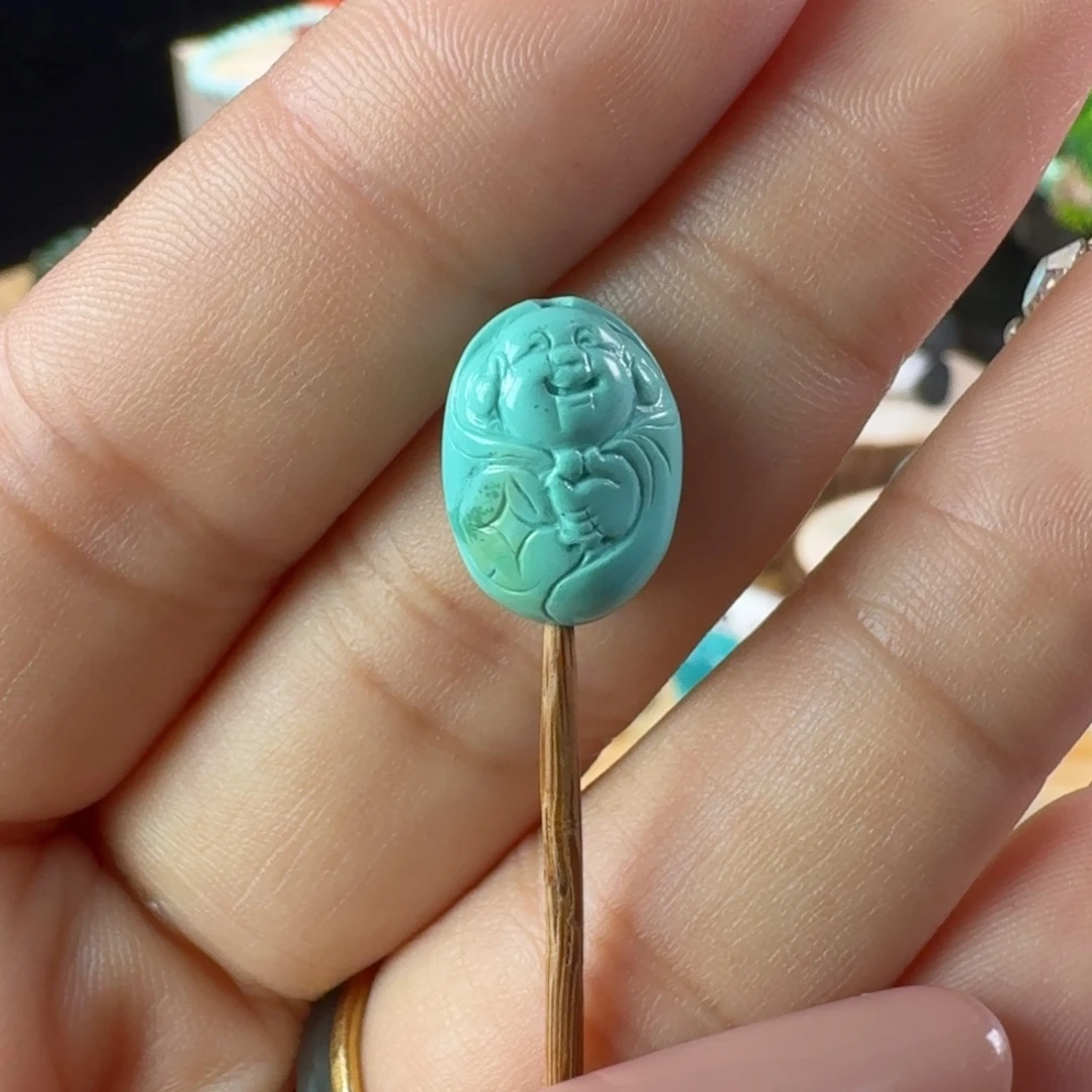 绿松石未镶嵌颈饰