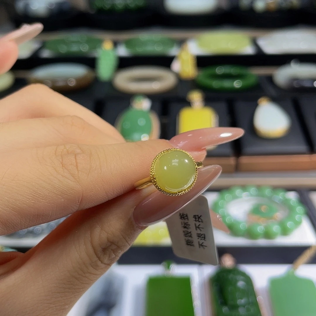 和田玉戒指未镶嵌