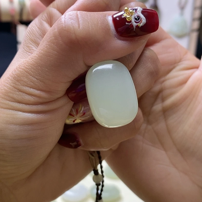 【闪购商品】和田玉颈饰未镶嵌包*L