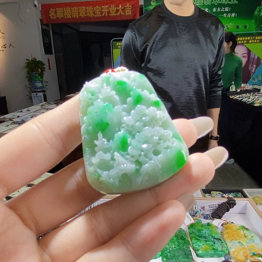 颈饰未镶嵌翡翠翡翠