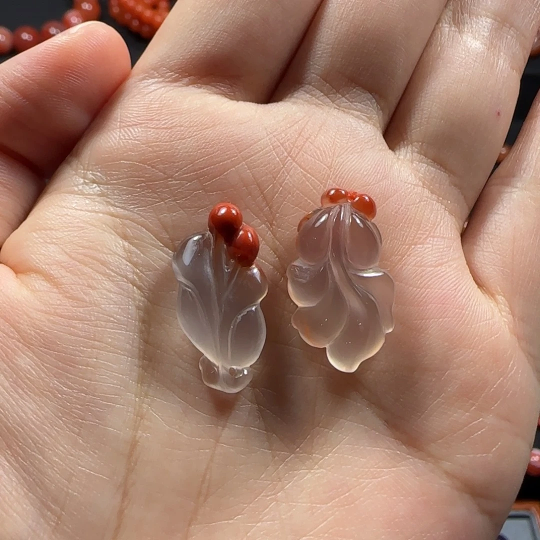 南红玛瑙未镶嵌挂件多样性发其一