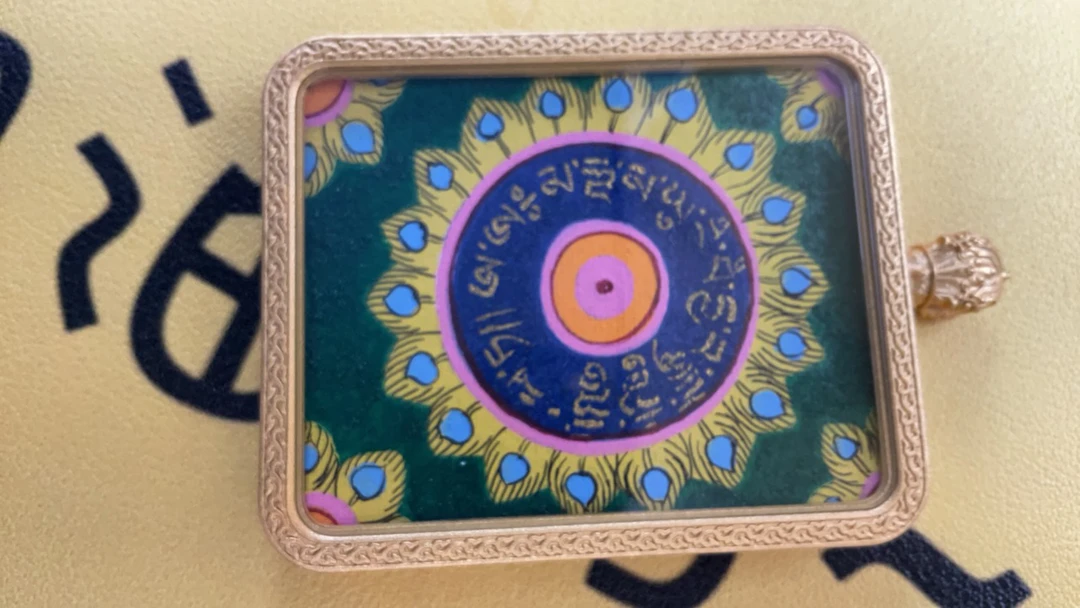 手绘矿彩背卡唐卡不含壳