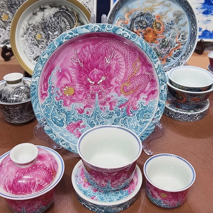 摆件景德镇陶瓷学院等单位联合