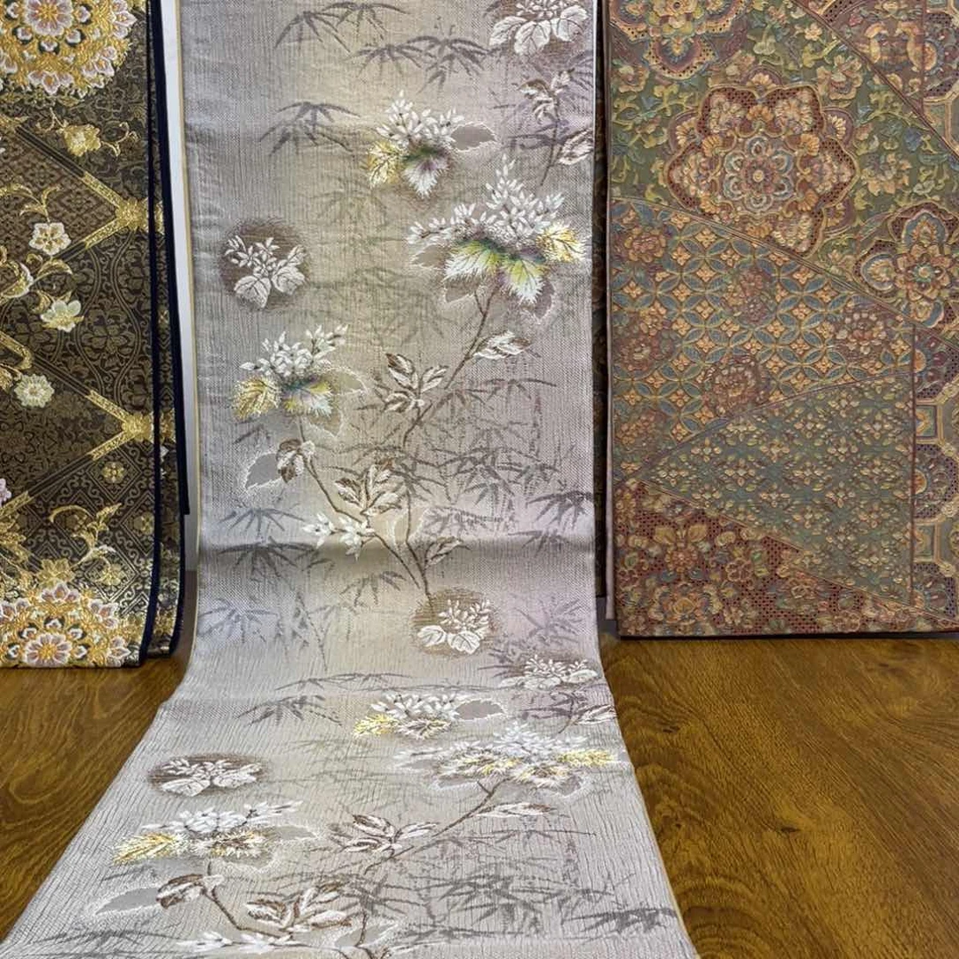 织绣清雅温柔织锦