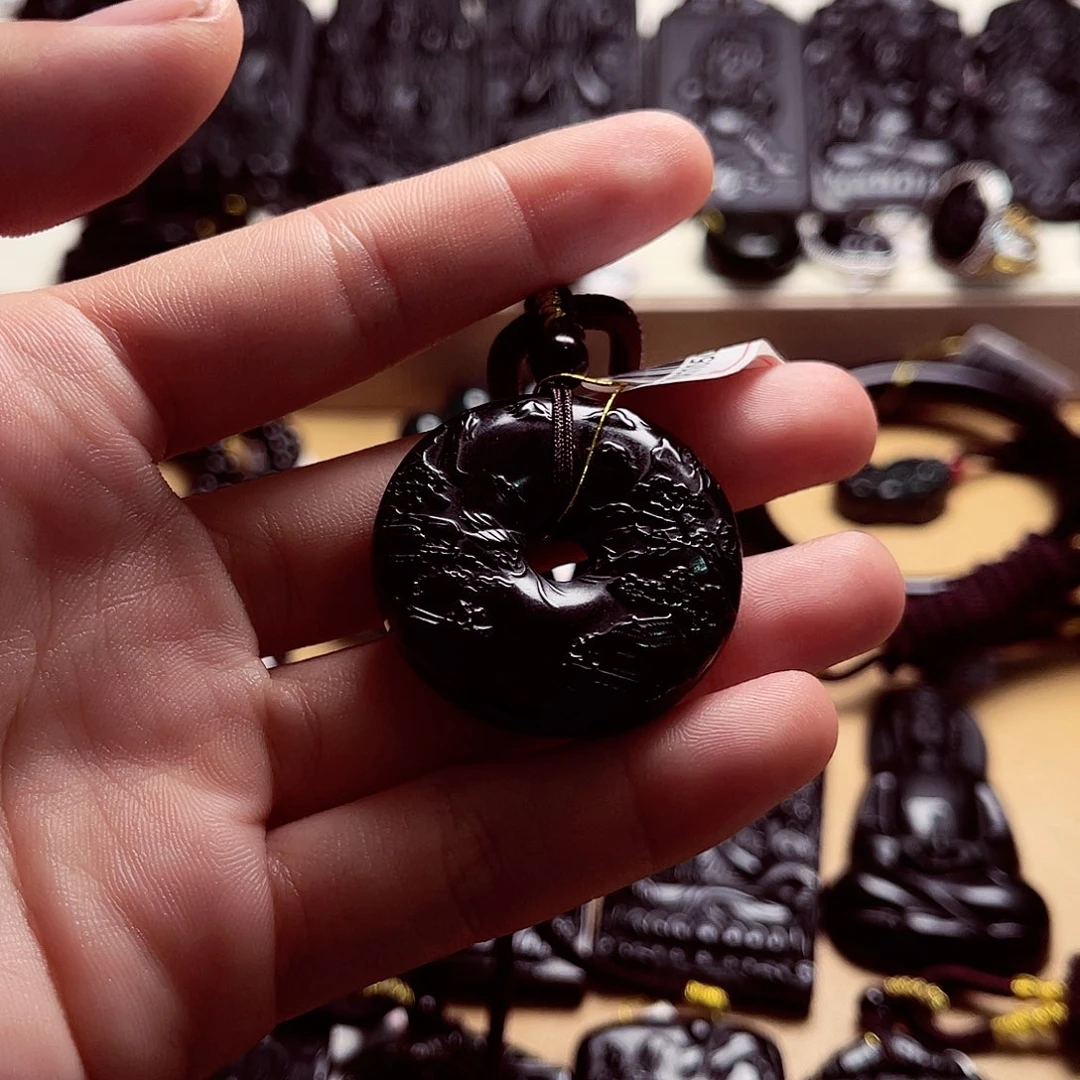 天然缅料A货山水扣A195