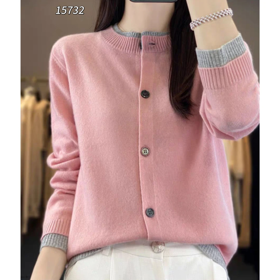 15732（部分无水洗唛，介意慎拍）SANFAN圆领拼接撞色针织开衫