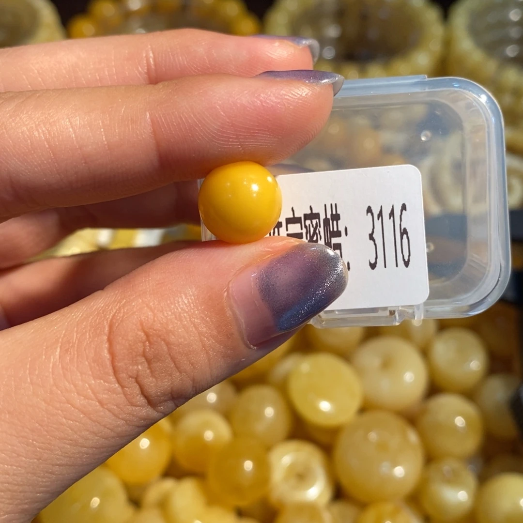 琥珀未镶嵌珠宝奇石3116