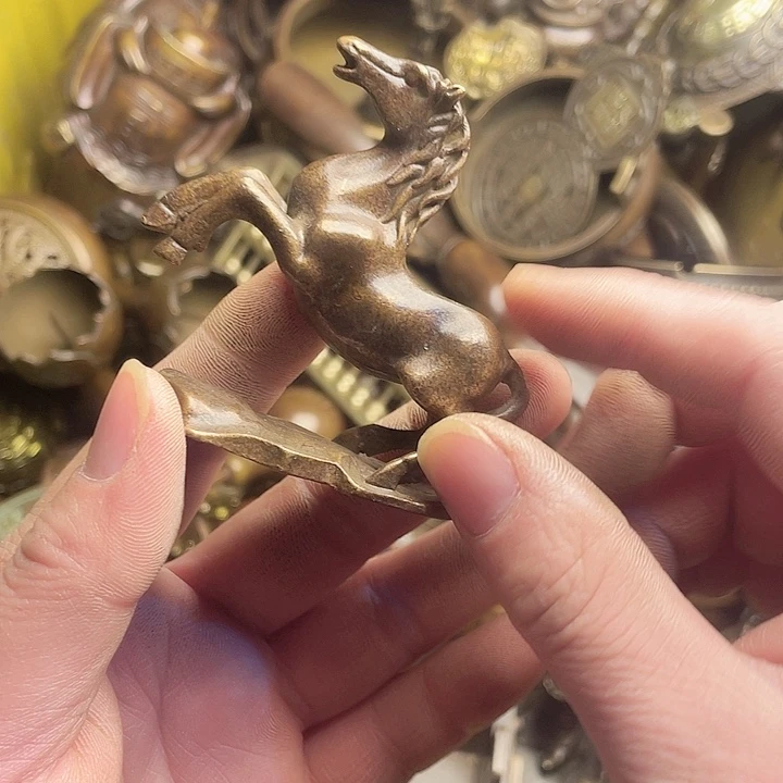 诚信经营铜器摆件