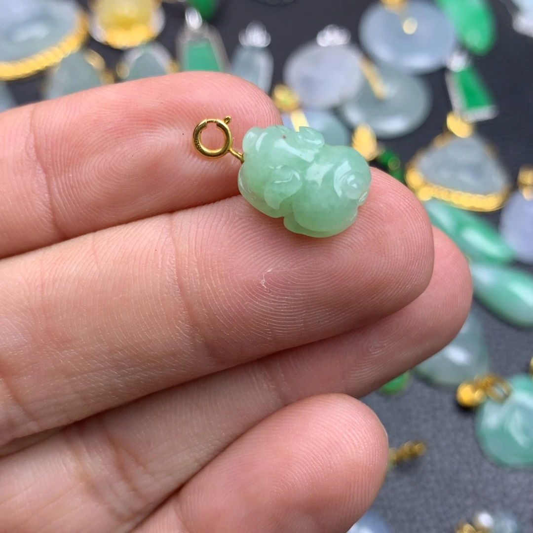 【闪购商品】翡翠18K金镶嵌颈饰翡翠