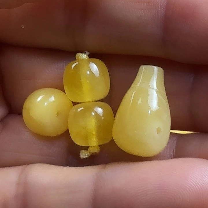 裸石琥珀未镶嵌62