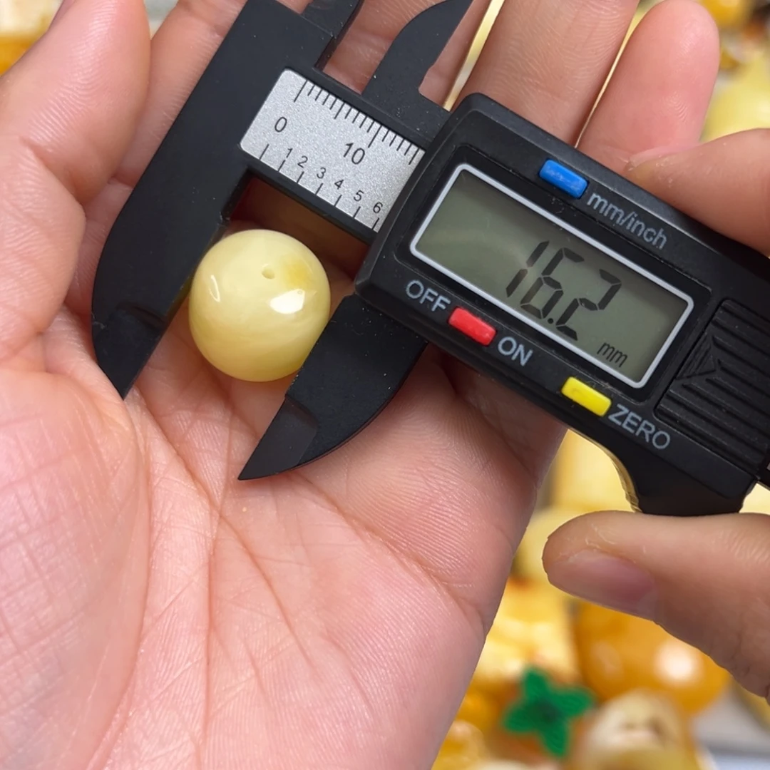 蜜蜡未镶嵌裸石蜜蜡