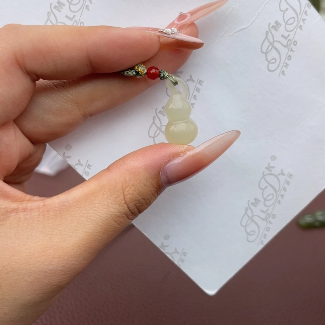 和田玉手镯未镶嵌多样性发货 拍一发一