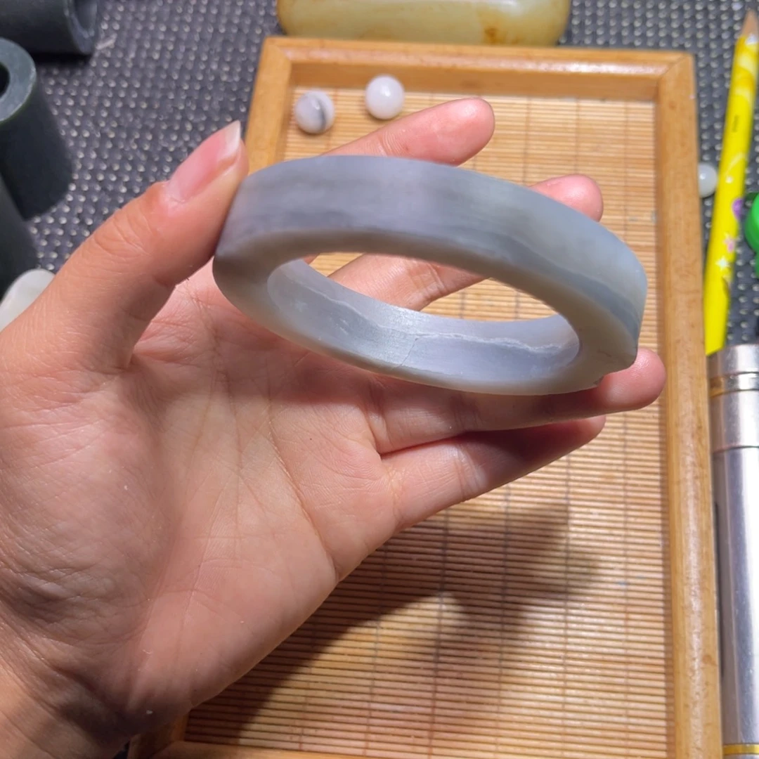 未镶嵌和田玉车挂