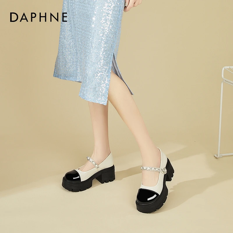 达芙妮玛丽珍鞋粗跟百搭单鞋法式日系圆头高跟小皮鞋乐福鞋学院风