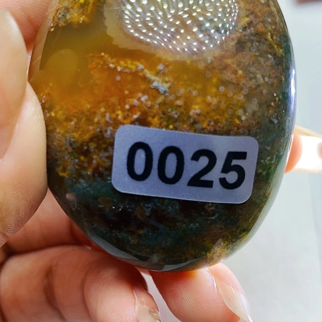 未镶嵌颈饰玛瑙/玉髓蛋**饼