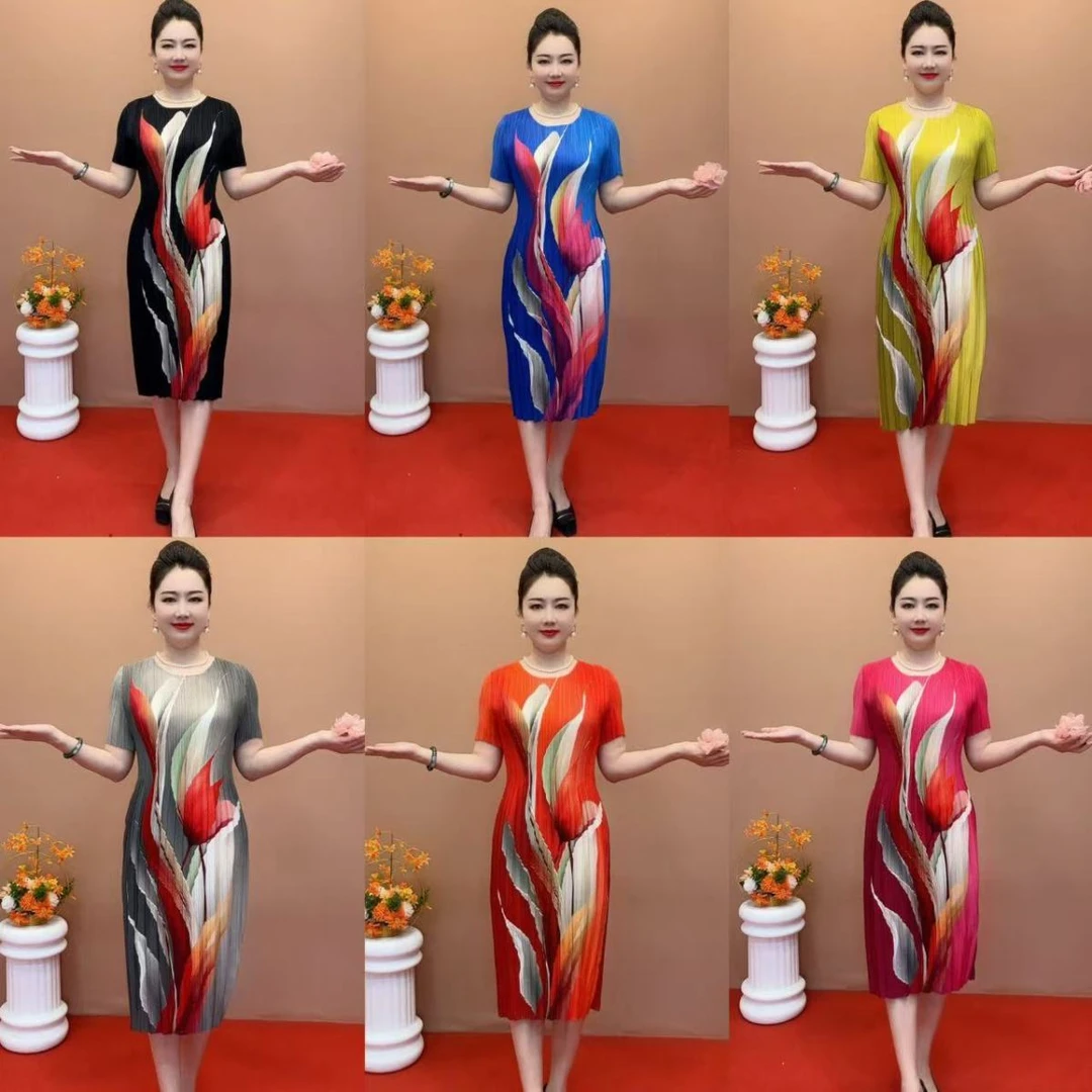 潮妈2025夏季百褶连衣裙简约通勤风格百褶裙