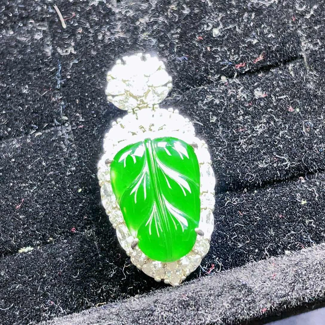 翡翠颈饰未镶嵌790，