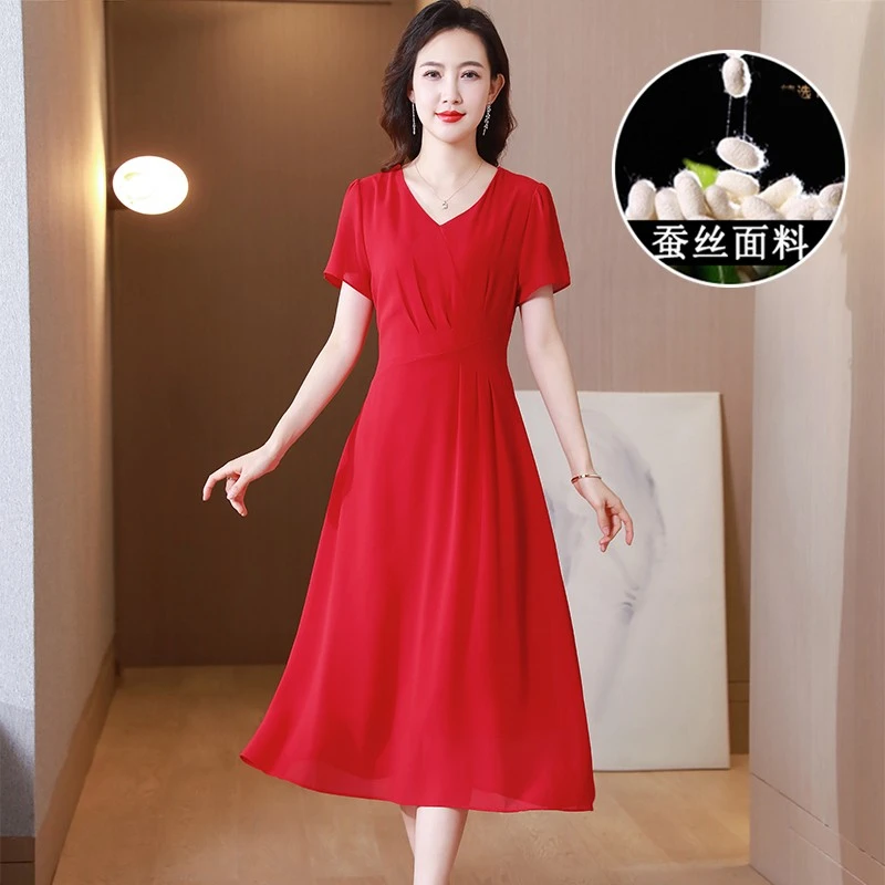 红色冰丝连衣裙女夏季新款高端气质优雅显瘦中年妈妈桑蚕丝中长裙