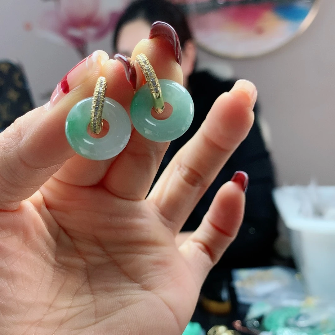 【闪购商品】翡翠耳饰未镶嵌，