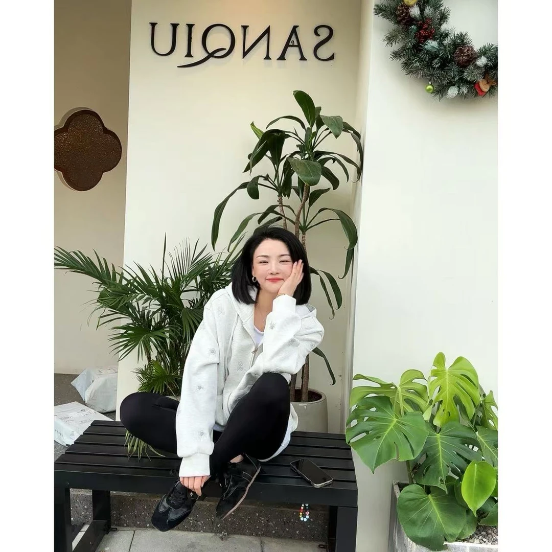 立体小花钉珠拉链长袖宽松卫衣外套5-8-11