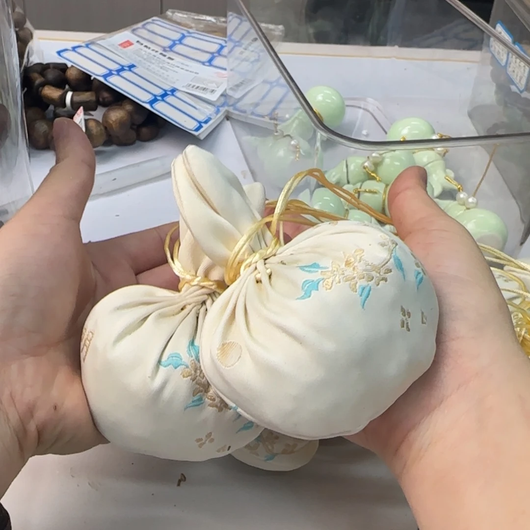 沉香沉香碎屑绿棋原材料多样性发货1个