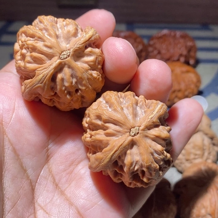 秋***枫把件文玩核桃核桃