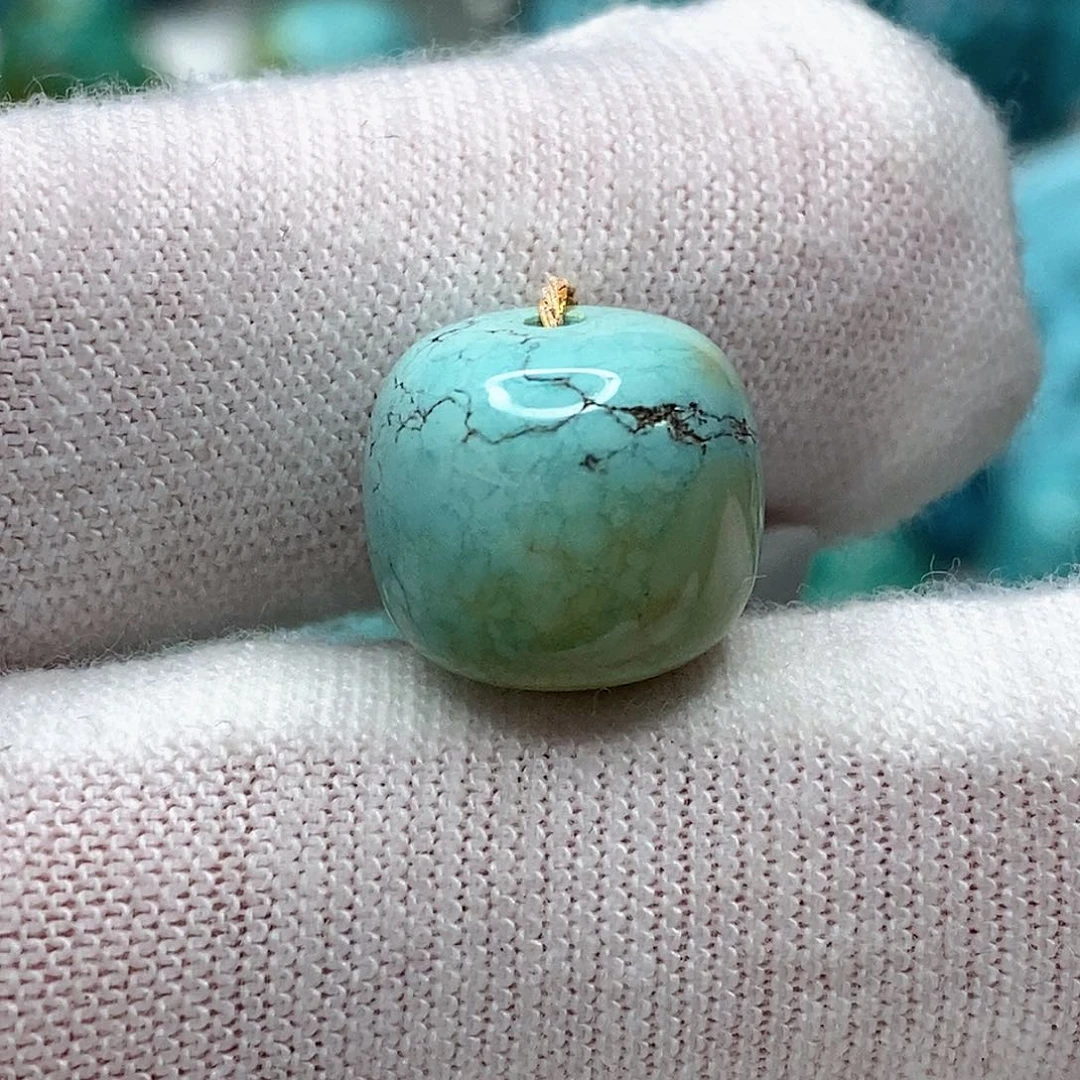 绿松石未镶嵌天然原矿 地大质检12mm