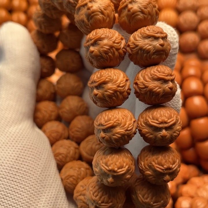 猴头核桃吊坠玖*九斗战胜佛