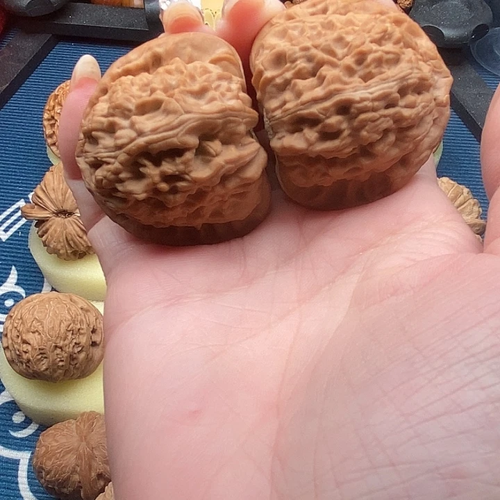 吊坠文玩核桃41全品三角白