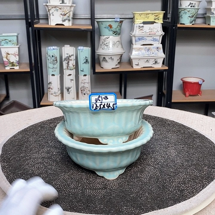 紫砂的花盆很漂亮8