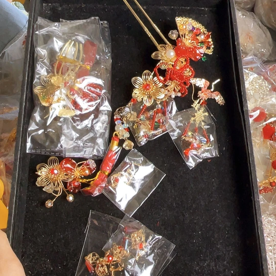 混合材质新娘头饰不退换默认瑕疵