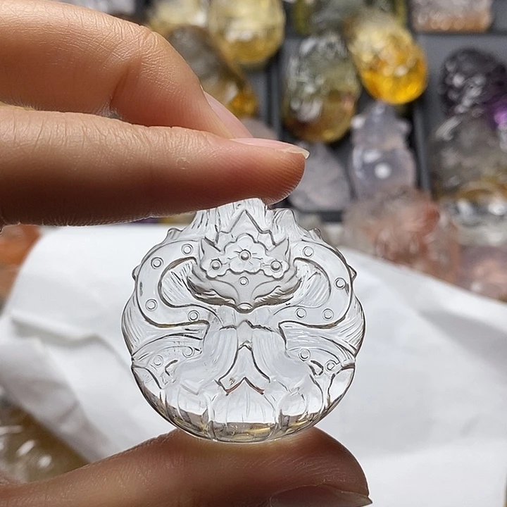 未镶嵌颈饰水晶水晶吊坠