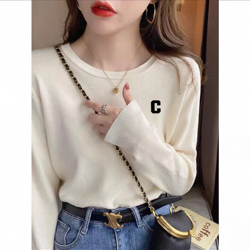 白色圆领德绒保暖打底衫长袖t恤女显瘦秋冬新款韩版百搭印花上衣