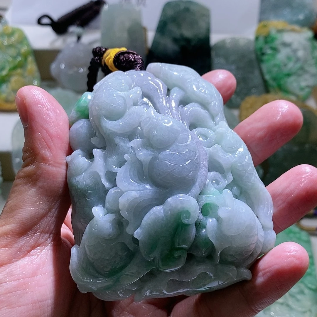 【闪购商品】翡翠颈饰未镶嵌温****司鱼