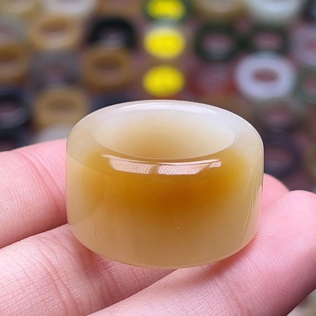 和田玉未镶嵌戒指17.9布丁糖新品
