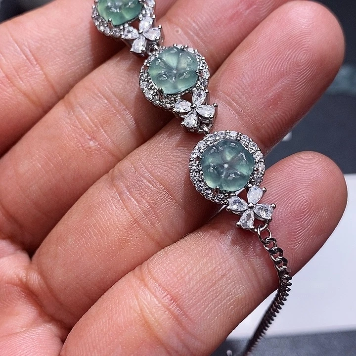 翡翠未镶嵌颈饰天然翡翠