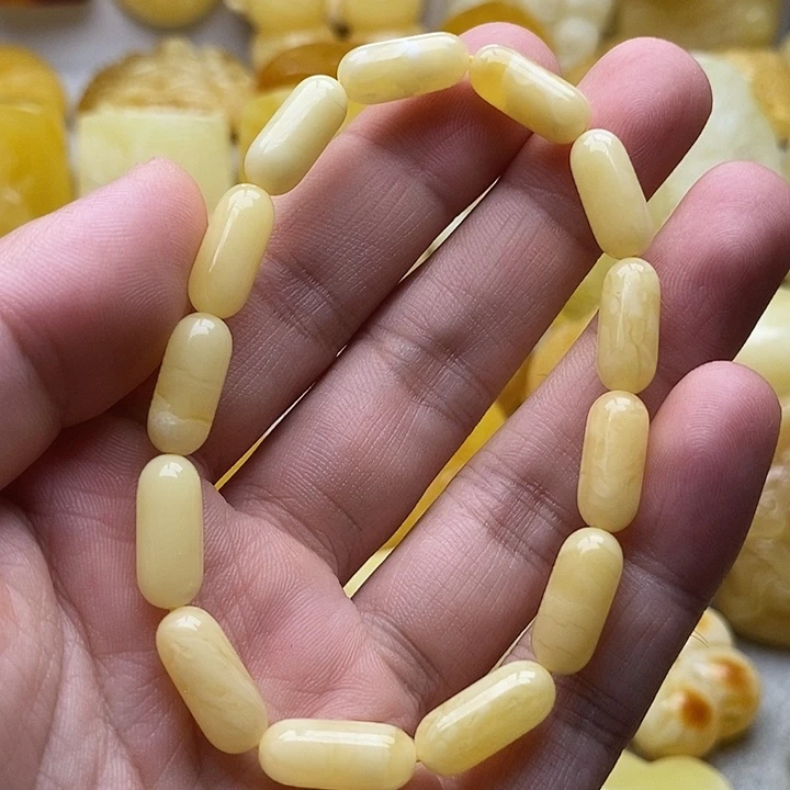 琥珀颈饰未镶嵌琥珀蜜蜡吊坠