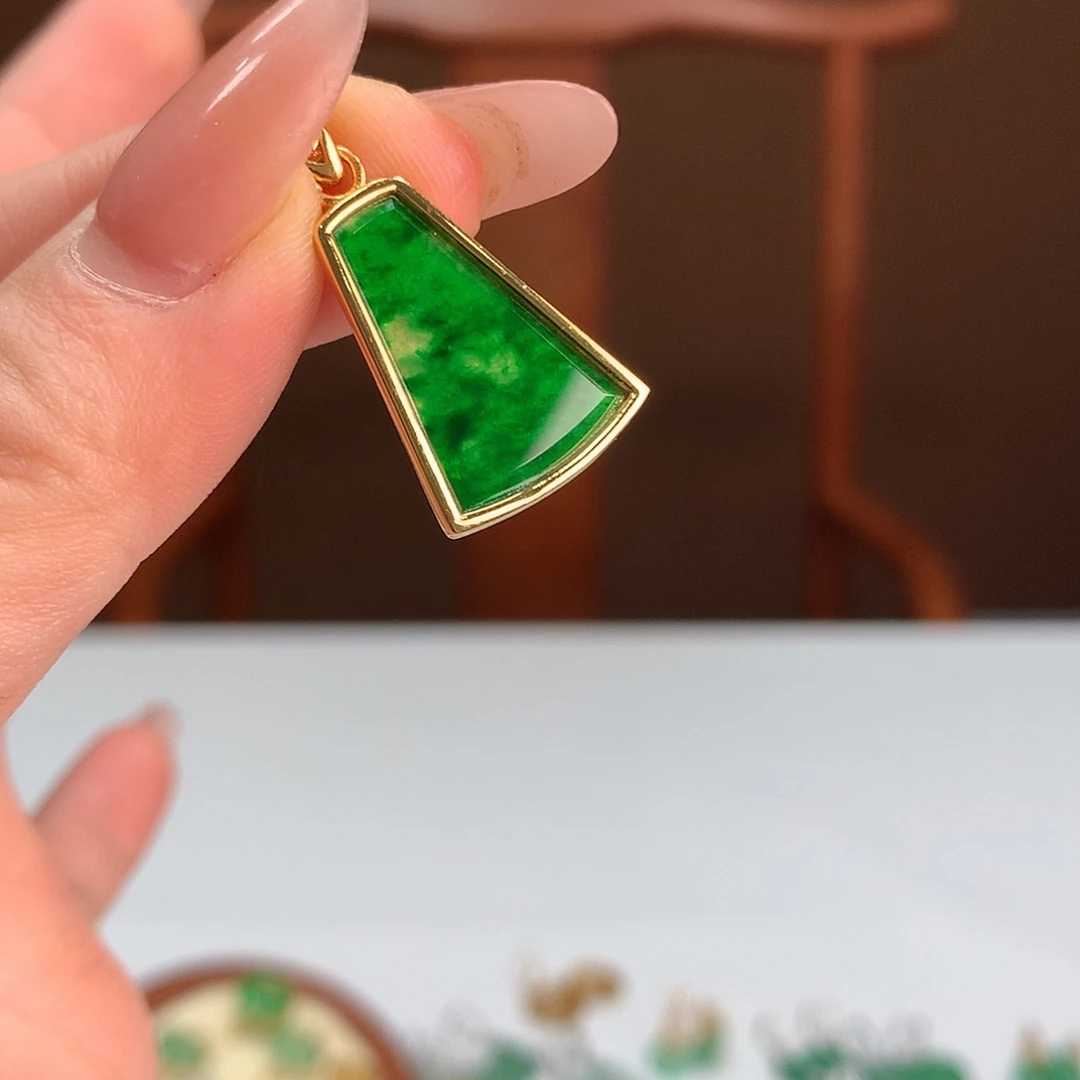 翡翠银S925镶嵌耳饰