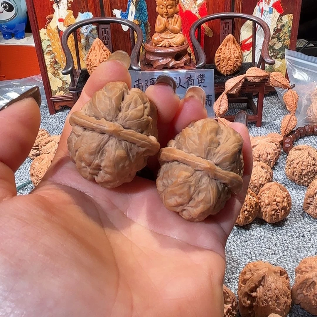 尖***黄核桃文玩核桃蛤蟆头36