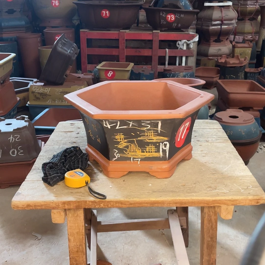 紫砂花盆六方盆一个