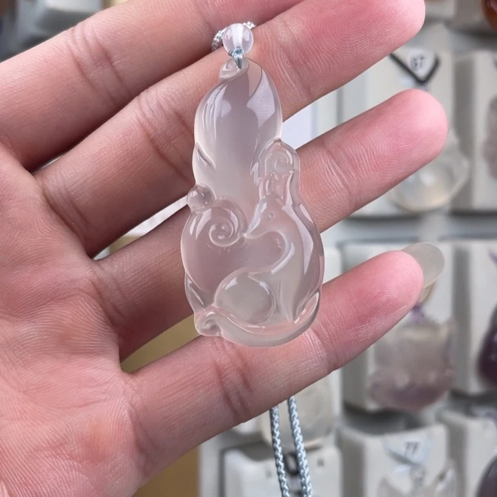 啊***有未镶嵌颈饰玛瑙/玉髓