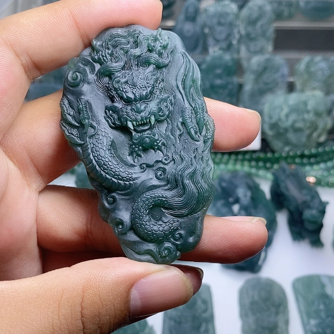 未镶嵌定制翡翠龙牌