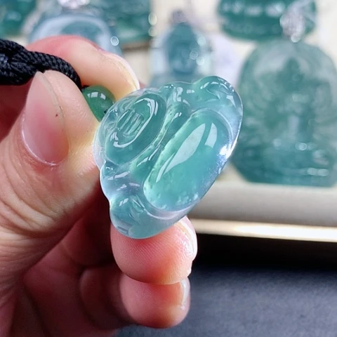 【闪购商品】翡翠颈饰未镶嵌天然翡翠