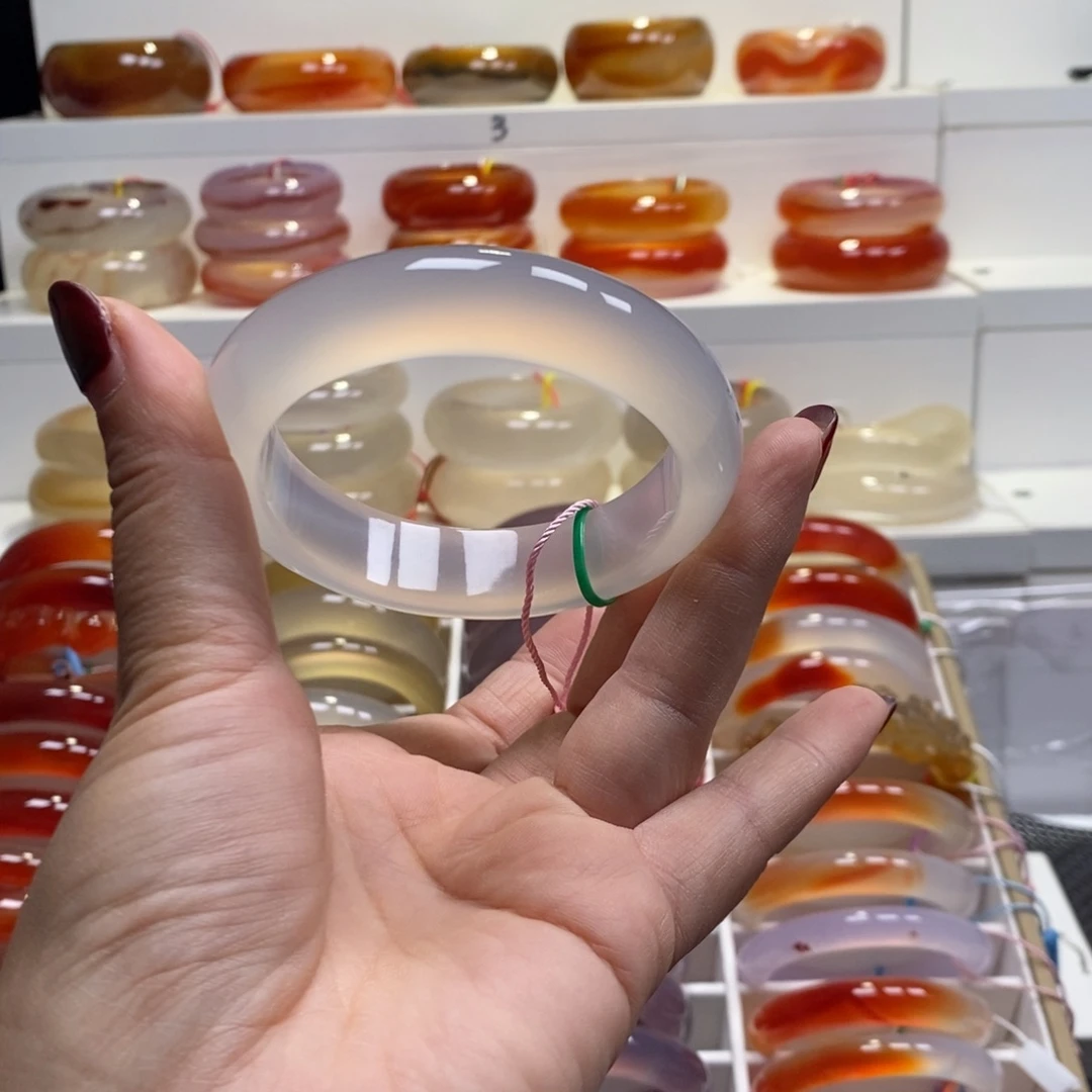 玛瑙/玉髓未镶嵌手镯